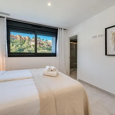 Apartment Newly Built 2 Bdrm Modern Oasis W Gym & Pool
