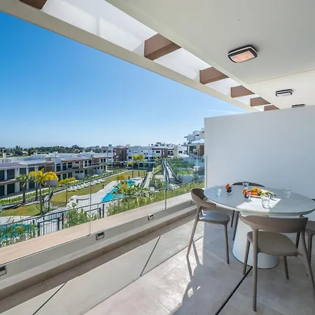 Apartment Newly Built 2 Bdrm Modern Oasis W Gym & Pool *