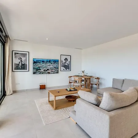 Apartment Newly Built 2 Bdrm Modern Oasis W Gym & Pool Estepona