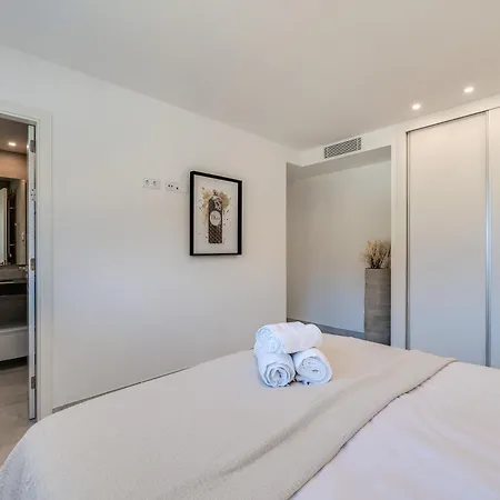 Newly Built 2 Bdrm Modern Oasis W Gym & Pool * Estepona