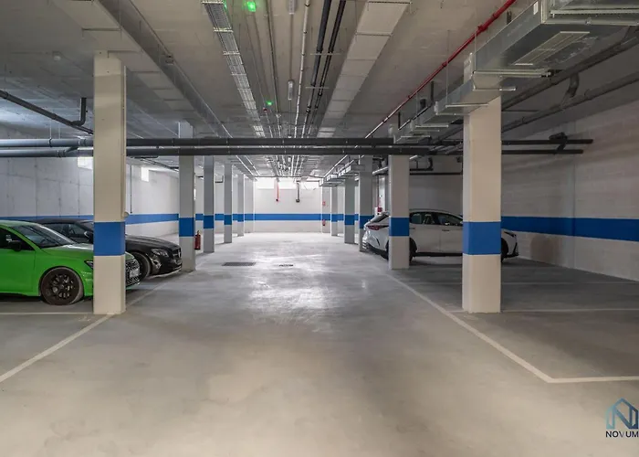 Newly Built 2 Bdrm Modern Oasis W Gym & Pool Apartamento Estepona