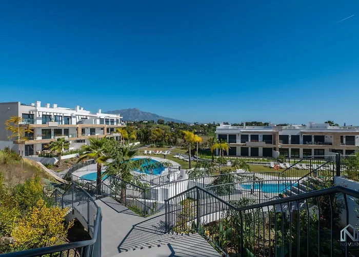 Newly Built 2 Bdrm Modern Oasis W Gym & Pool Estepona