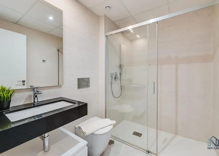 Newly Built 2 Bdrm Modern Oasis W Gym & Pool *